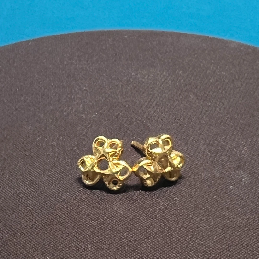 【晓彤】足金999 星星花耳钉 2.5g