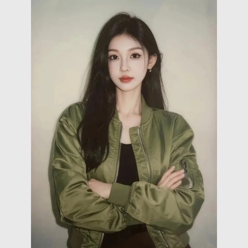 2025新款休闲外套高级感独特漂亮巨好看军绿色棒球服夹克外套女