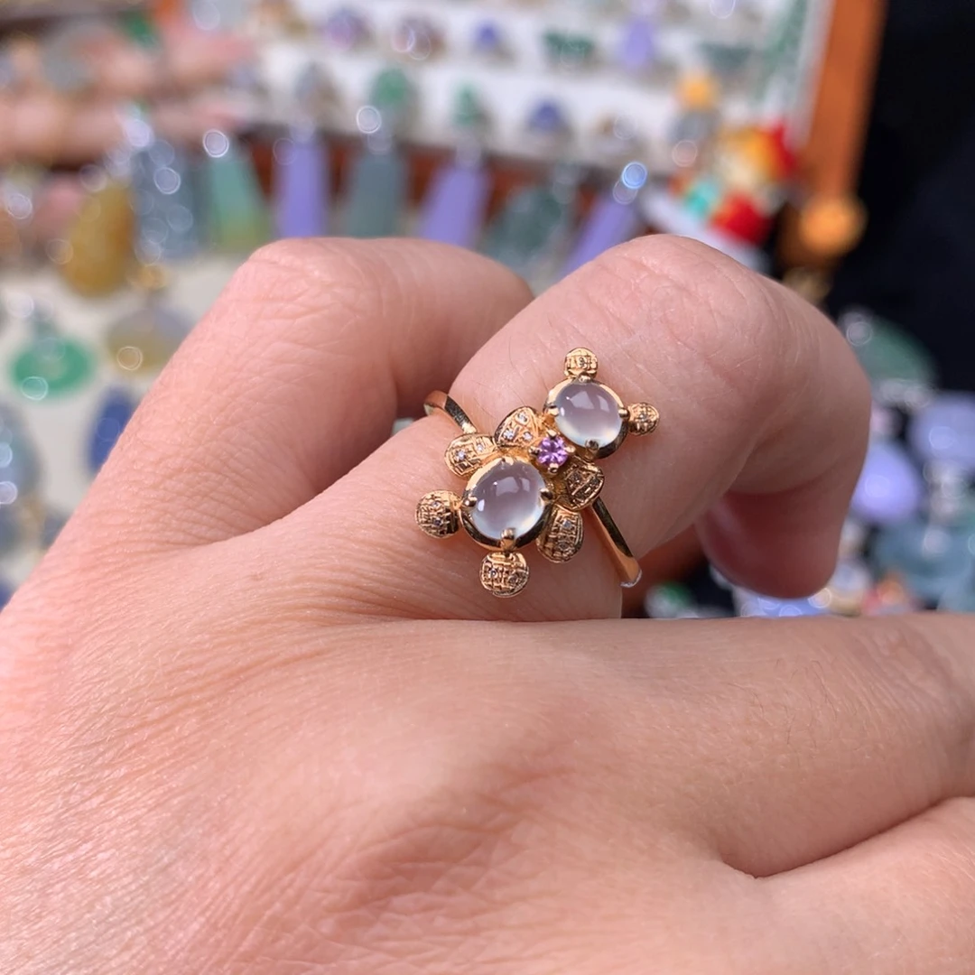 18K金镶嵌戒指翡翠小熊戒指