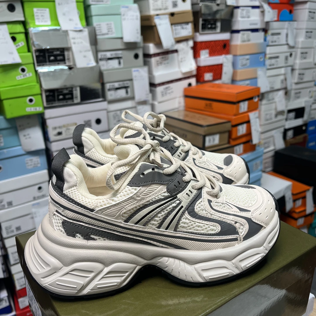 【2025春欧洲站尾单】35588厚底老爹鞋2025春新款软底显脚小运动鞋