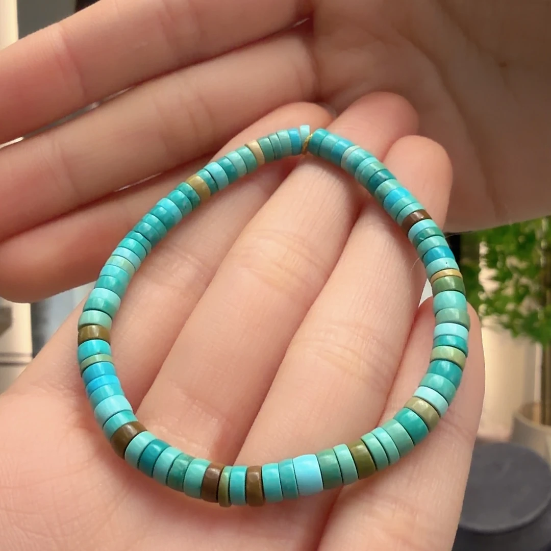 绿松石未镶嵌颈饰