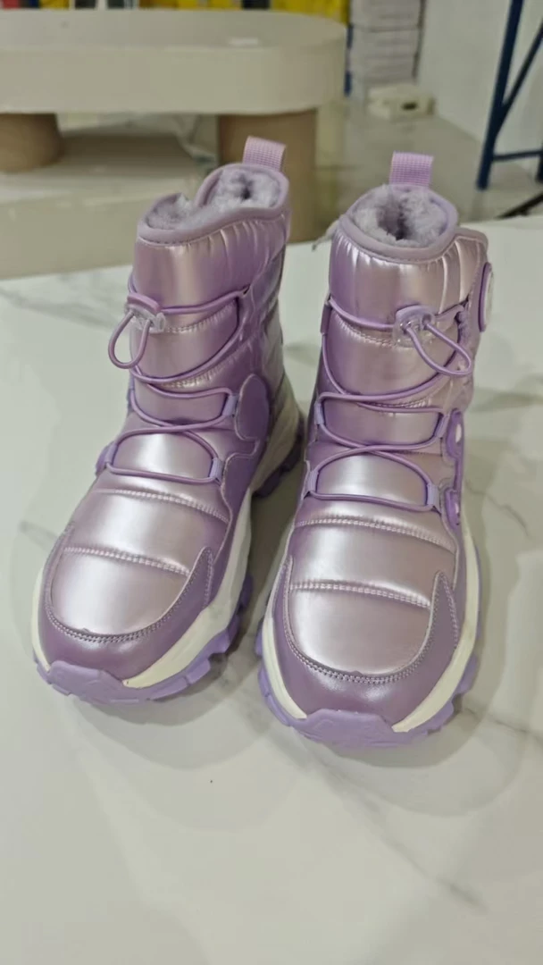 【全疆包邮】82806雪地靴男女童时尚加绒乌市发货冬季