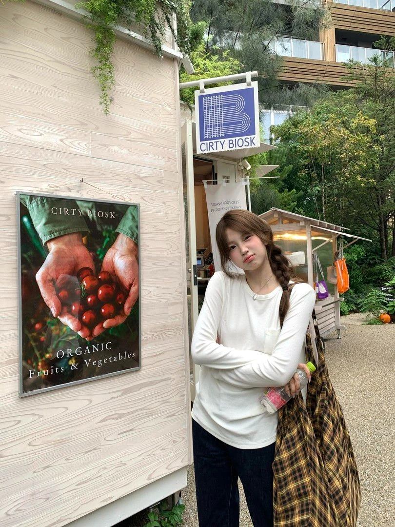 圆领长袖T恤打底衫女秋冬内搭可外穿薄款2025新款爆款正肩上衣