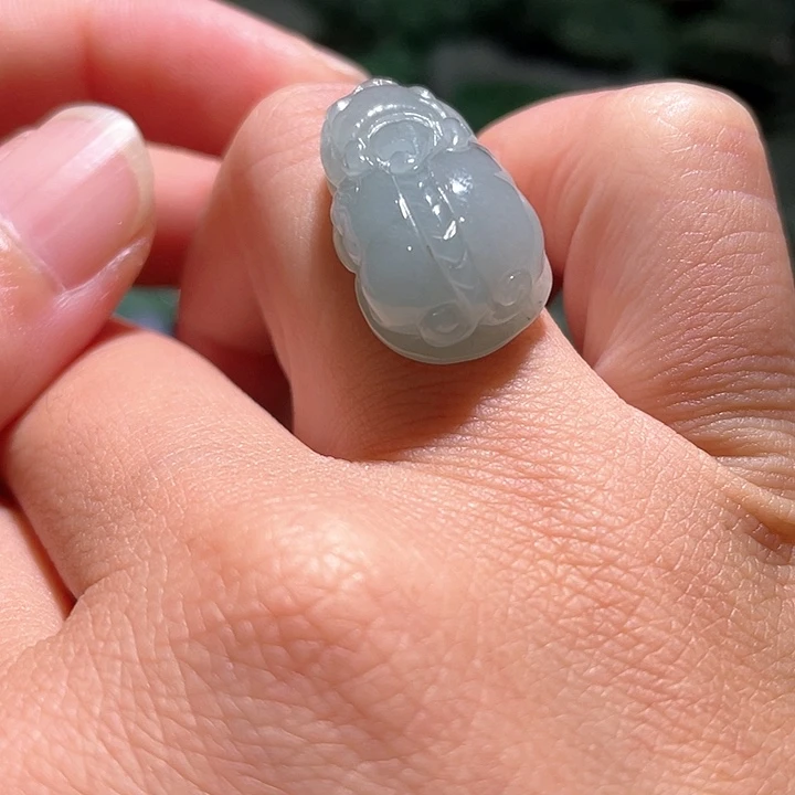 颈饰未镶嵌翡翠天