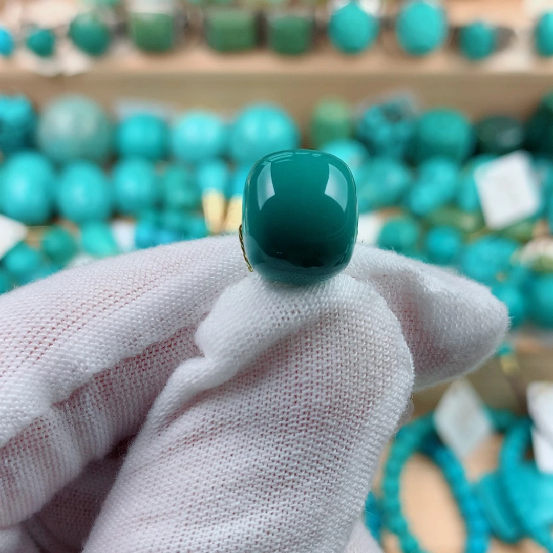 绿松石未镶嵌珠宝奇石12.8mm