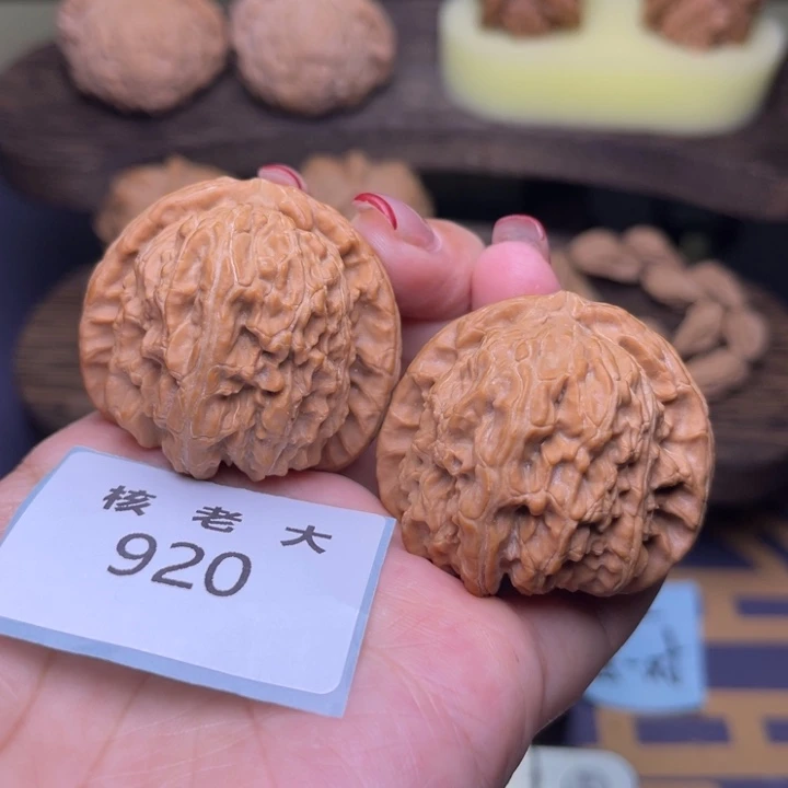 把件文玩核桃白狮子41.920