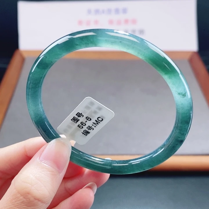 翡翠足银镶嵌手镯翡翠手镯26