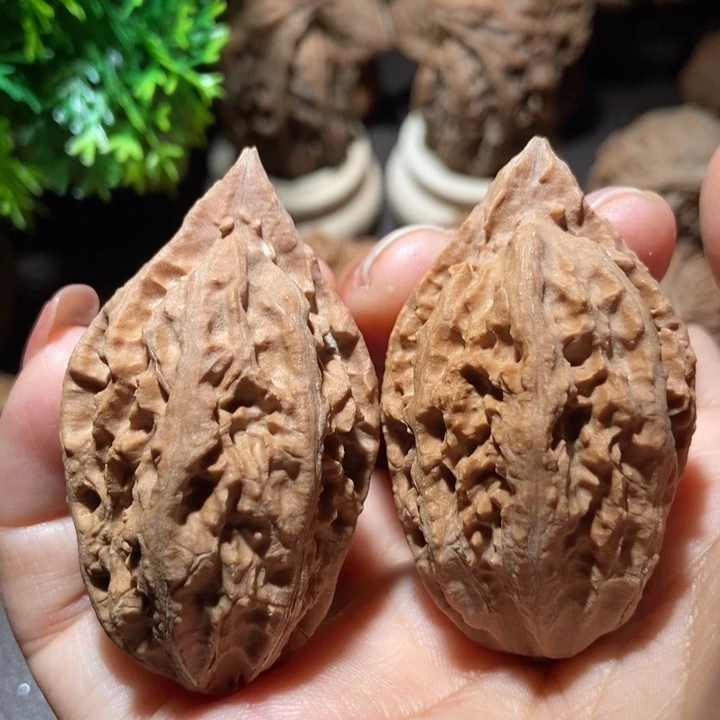 把件文玩核桃东北楸子小雪18