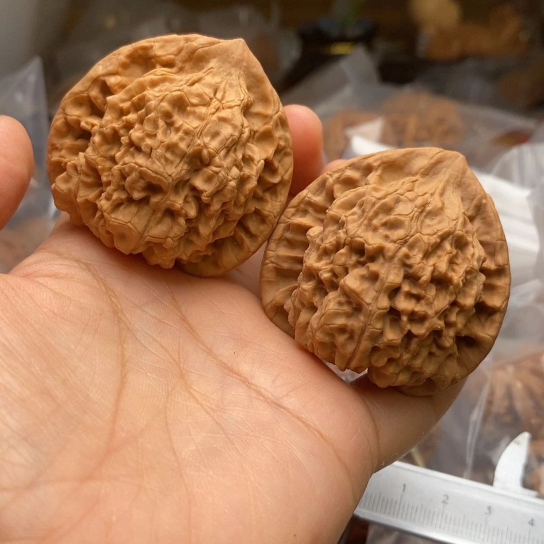 文玩核桃把件老树麒麟46尺