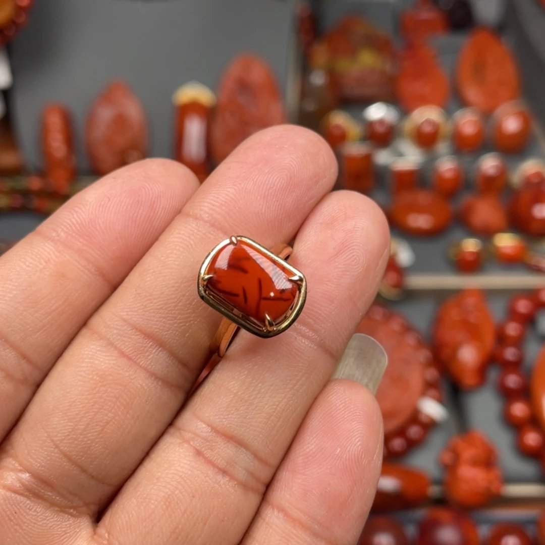 【闪购商品】南红玛瑙珠宝奇石18K金镶嵌戒指