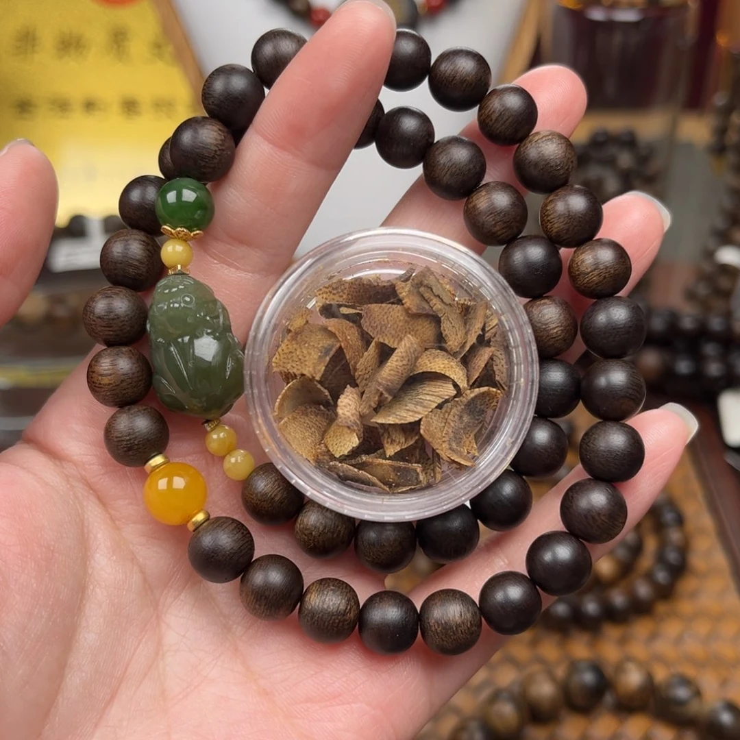沉香碎屑沉香越南芽庄白棋楠雷击沉水