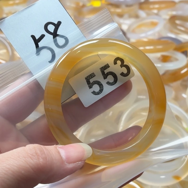 玛瑙/玉髓未镶嵌手镯