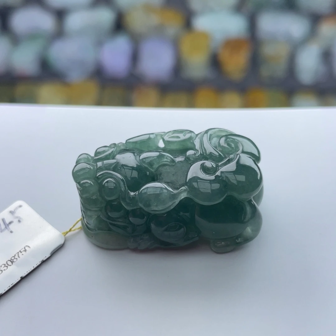 翡翠未镶嵌颈饰A****$貔貅