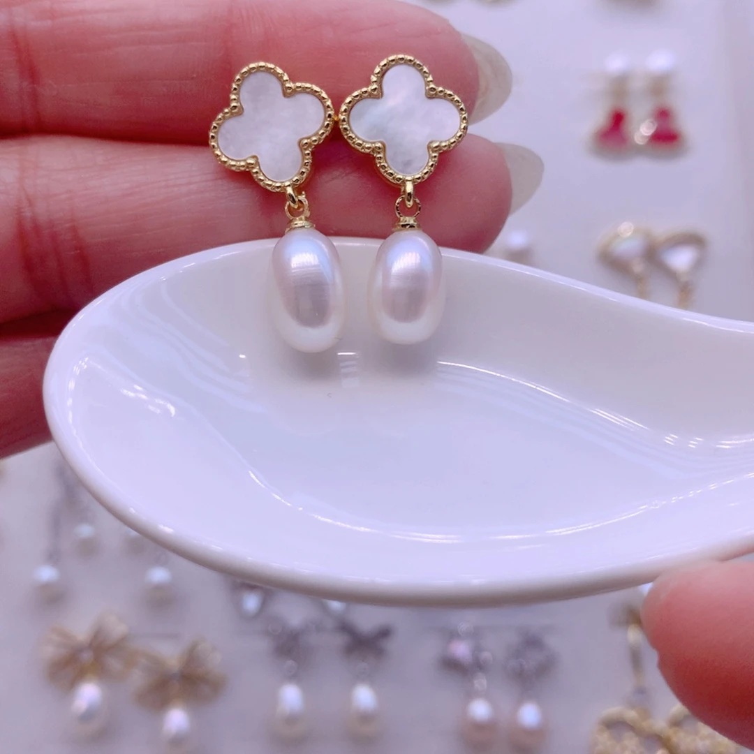 合金耳饰淡水珍珠