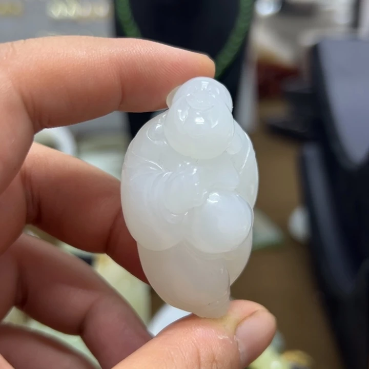 和田玉（糖玉）未镶嵌颈饰