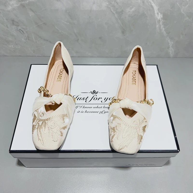 国风新中式缎面旗袍鞋新款大码瓢鞋软底方头浅口平底豆豆单鞋女夏