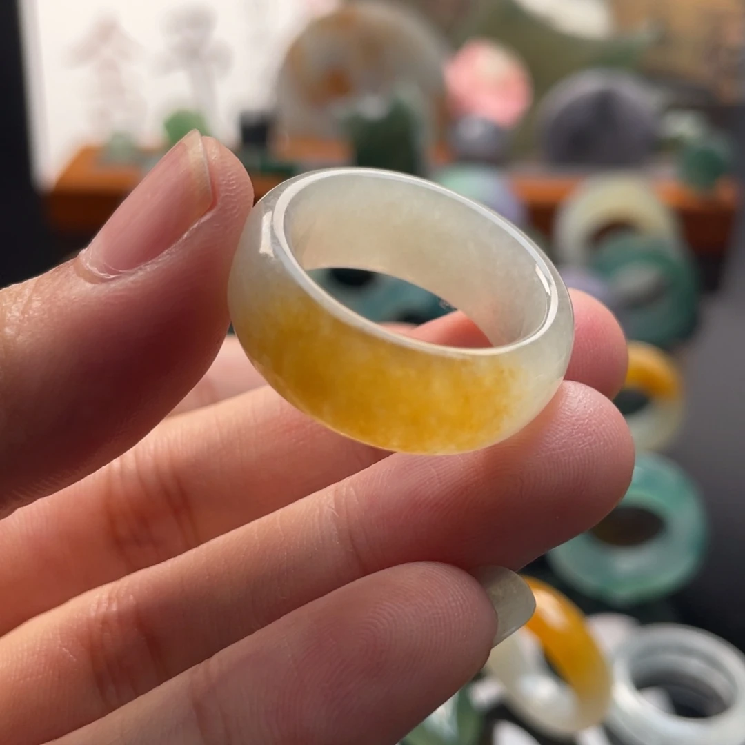 定制翡翠未镶嵌  红翡