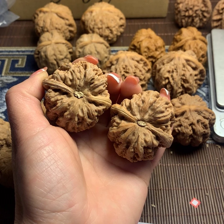 吊坠文玩核桃范*范粗筋