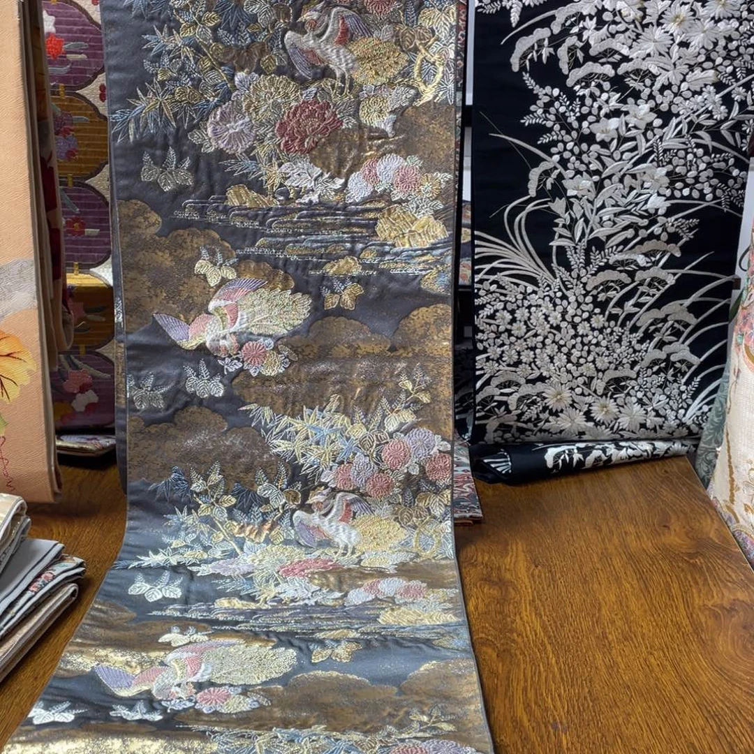 织绣本金箔柔软唐锦