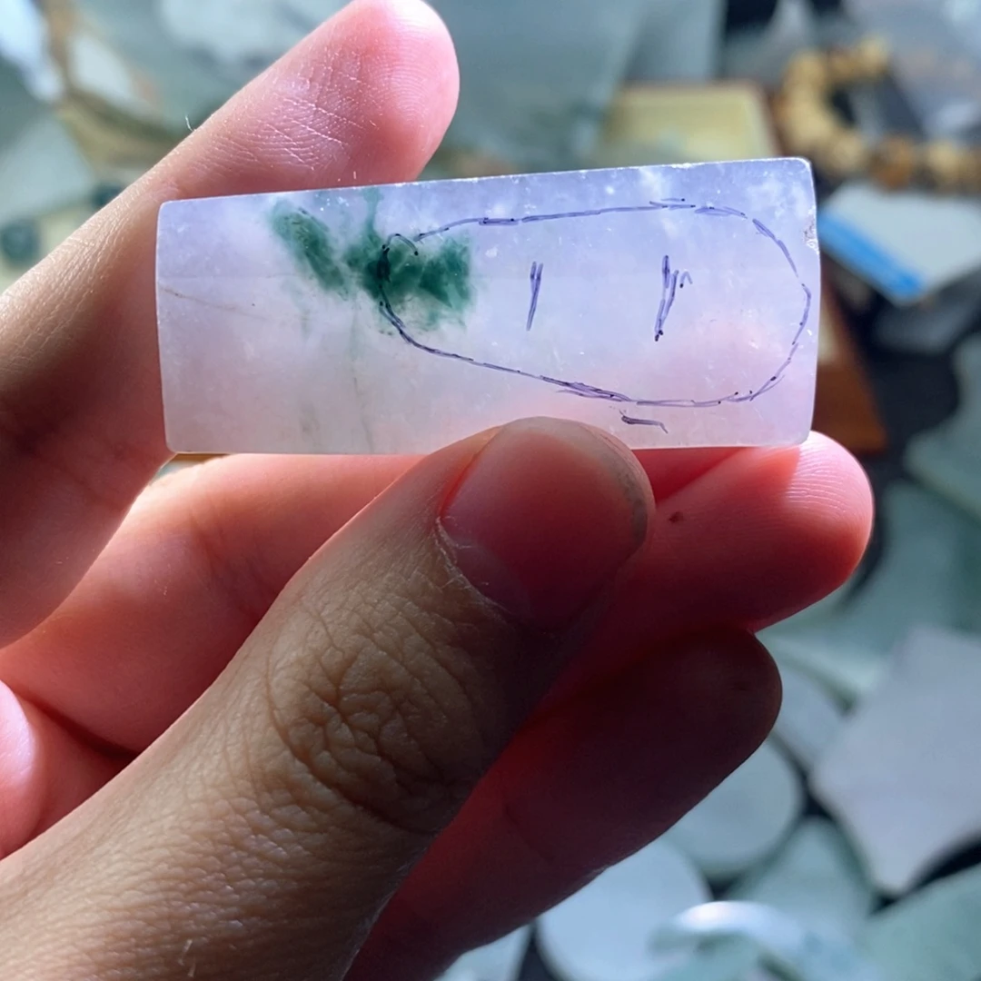 翡翠未镶嵌颈饰定制