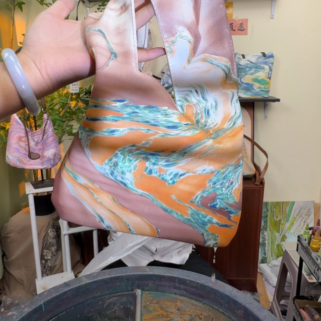 皮质铁合金手腕包