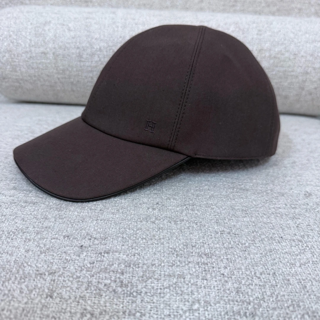 99新 Hermes/爱马仕 棕色棒球帽 59头围