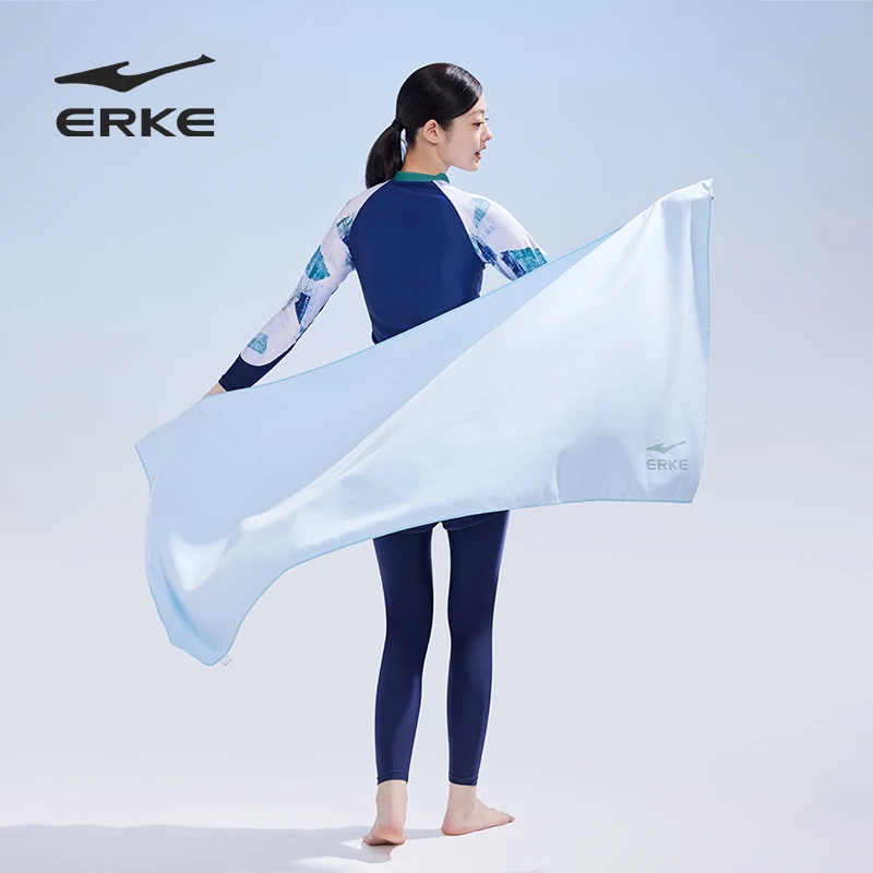 erke/鸿星尔克速干浴巾游泳运动沙滩温泉成人吸水巾速干毛巾