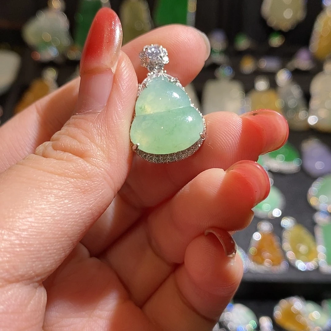 颈饰银S925镶嵌翡翠天然翡翠