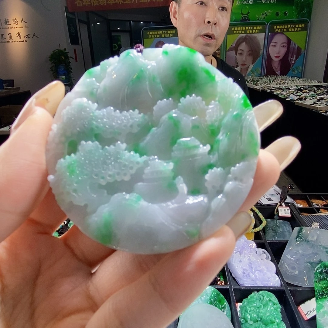颈饰未镶嵌翡翠翡翠