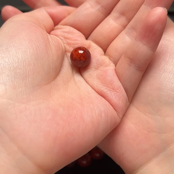 南红玛瑙未镶嵌颈饰