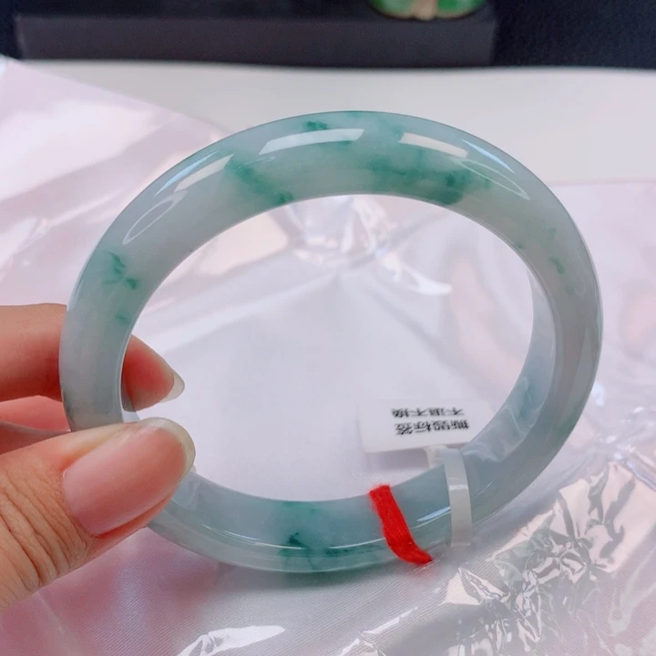 未镶嵌手镯翡翠61圈