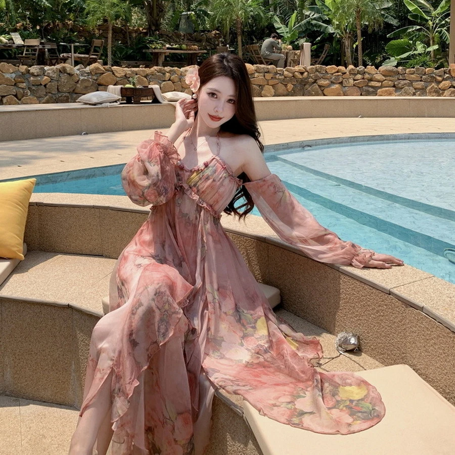 碎花雪纺挂脖连衣裙女夏季海边度假风长裙不规则露肩绝美字裙子
