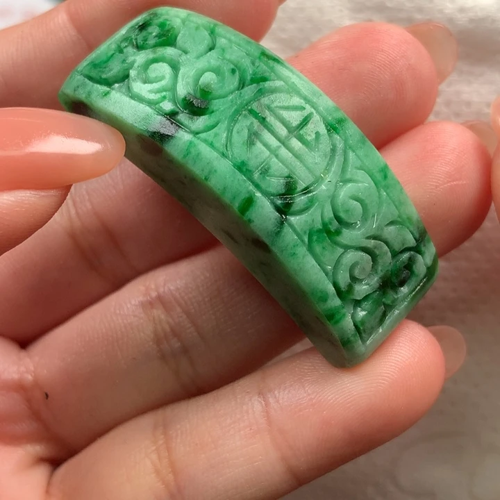 定制翡翠未镶嵌翡翠