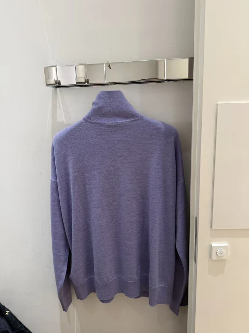 未使用 BOTTEGA VENETA/葆蝶家 BV 男款紫色针织衣