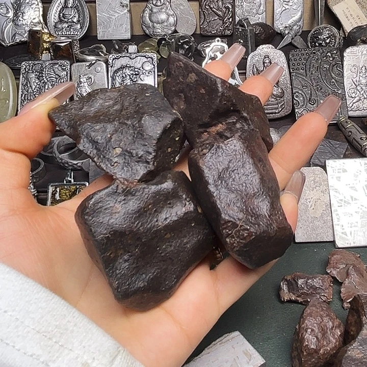 s***m花岗石铁合金星星点点