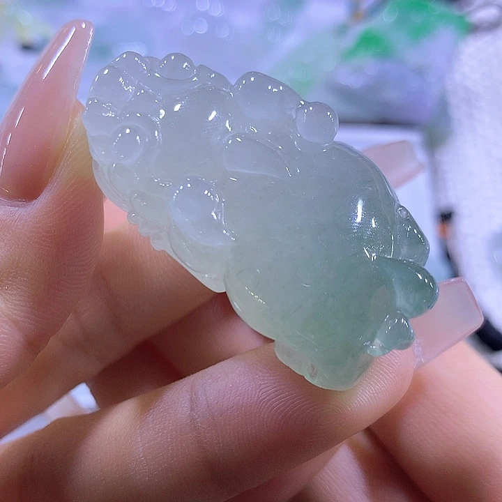 翡翠未镶嵌颈饰天然翡翠A货吊坠