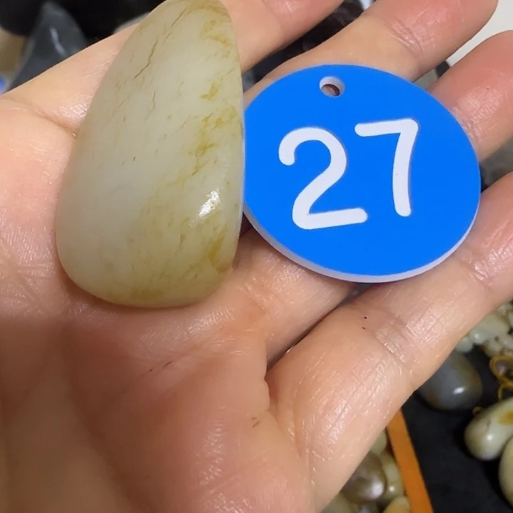 和田玉（糖玉）未镶嵌挂件