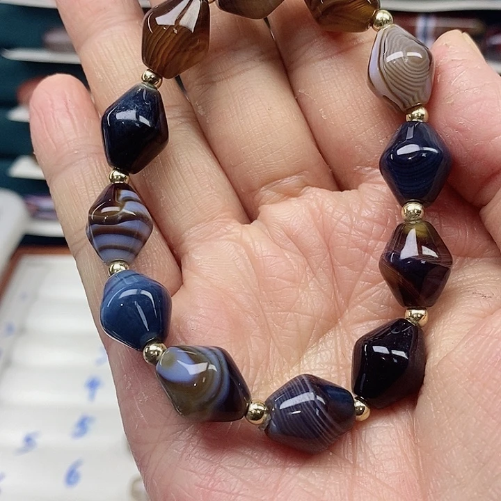 玛瑙/玉髓未镶嵌颈饰