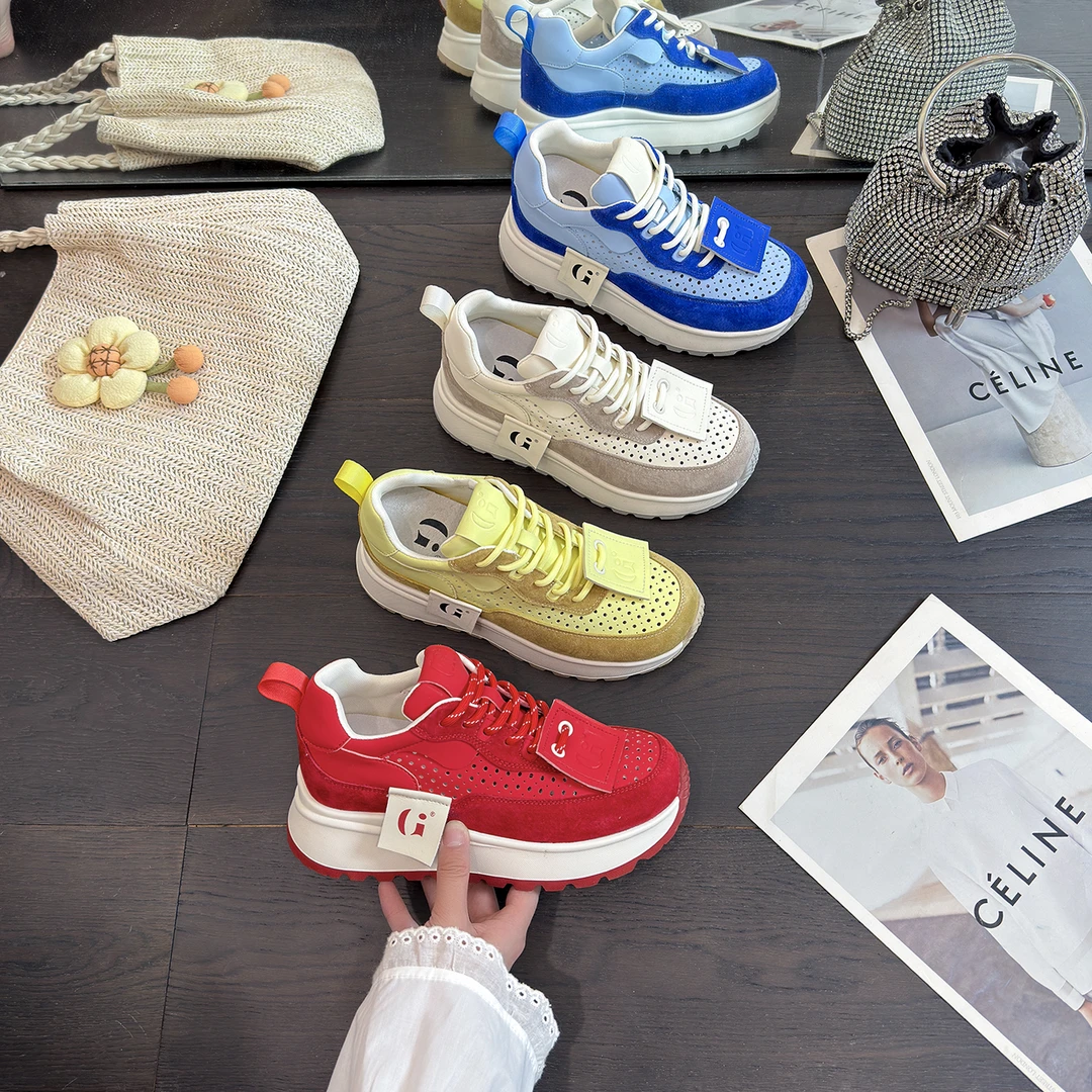 IG/IGN增高8CM2025秋季新款爆款软底休闲百搭小白鞋透气女鞋80085