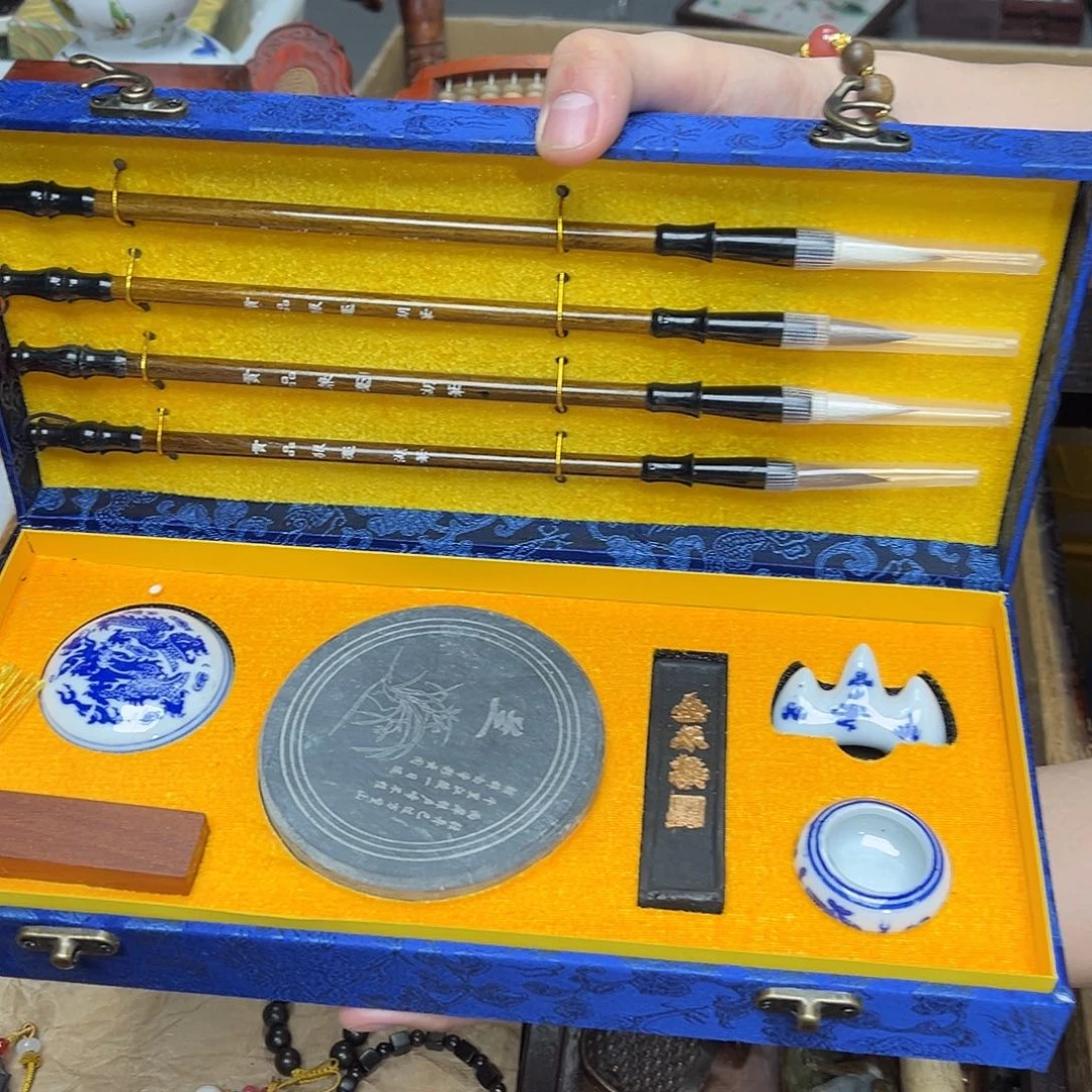 大叶紫檀（黑酸枝木类）