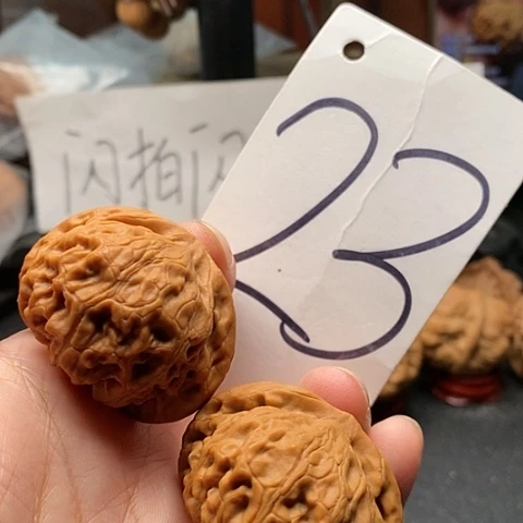 吊坠桃核43玉玺宫灯