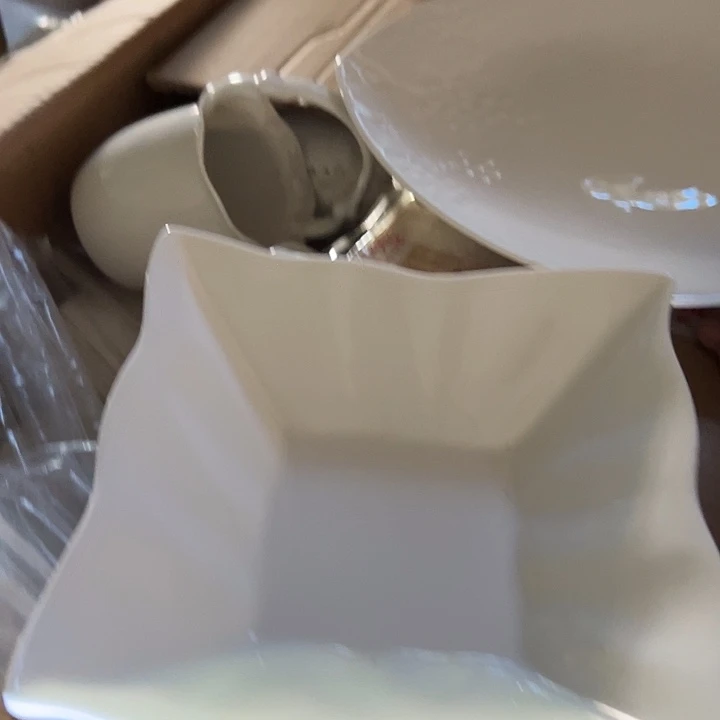 毛****国营尾货骨瓷方盘一个
