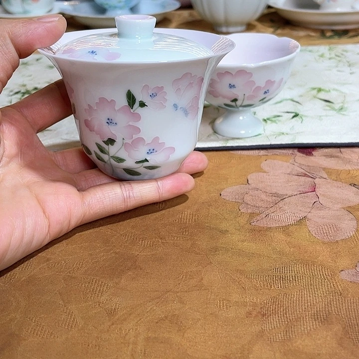 【闪购商品】亞*?有田烧繁华盖碗哈哈哈