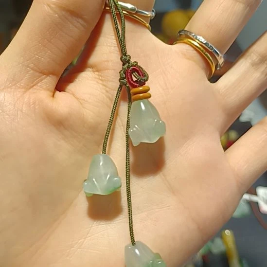 翡翠未镶嵌挂件挂件