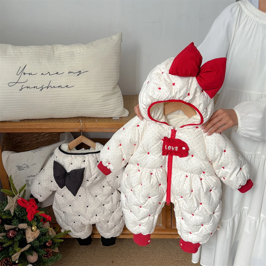 婴幼儿衣服女宝宝秋冬季加棉加厚连体衣洋气爬服新生儿棉衣外出服