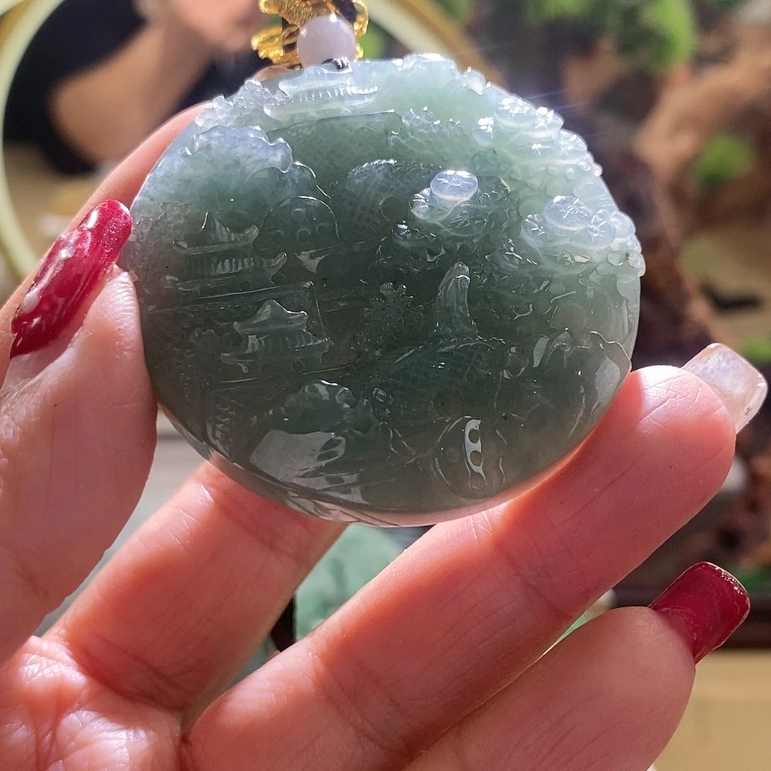 【闪购商品】翡翠颈饰未镶嵌山水