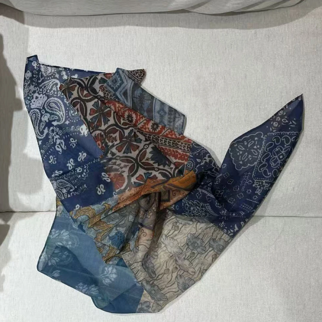 ZLAbout-us【秋季新品】淡蓝拼图头巾方巾68×68  0789