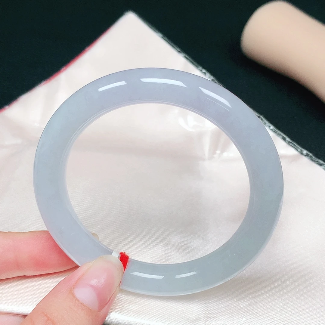 翡翠未镶嵌手镯（圆镯）圆条54