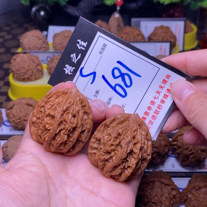 吊坠文玩核桃39麦穗虎头681