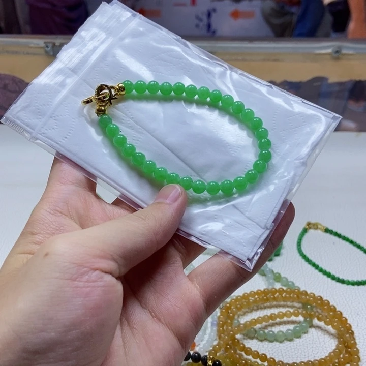 定制翡翠未镶嵌缅甸翡翠A货卡6.3